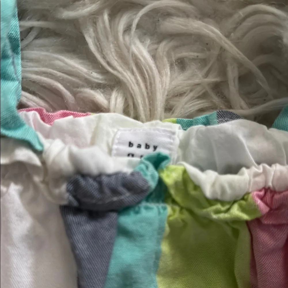 GAP brighten up